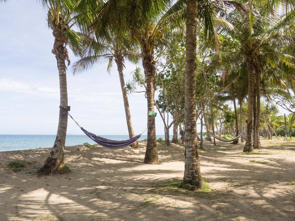 Uprising Beach Resort Pacific Harbour Exterior foto